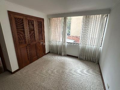 Apartamento en venta en Los Rosales Reservado, Bogotá · foto 14 de 20