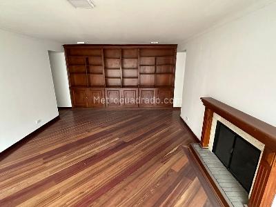 Apartamento en venta en Los Rosales Reservado, Bogotá · foto 4 de 20
