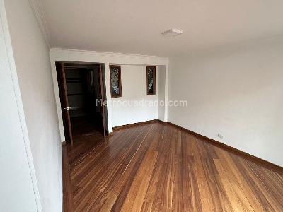 Apartamento en venta en Los Rosales Reservado, Bogotá · foto 6 de 20