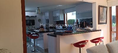 Casa de 4 alcobas en venta en Balcones De Lindaraja, Bogotá, 276 m² · foto 5 de 12