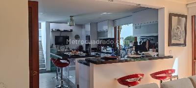 Casa de 4 alcobas en venta en Balcones De Lindaraja, Bogotá, 276 m² · foto 6 de 12