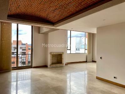 Apartamento de 3 alcobas en venta en San Patricio, Bogotá, 287 m² · foto 4 de 20
