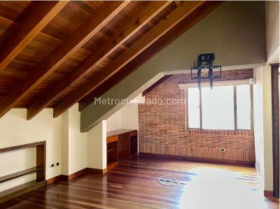 Apartamento de 3 alcobas en venta en San Patricio, Bogotá, 287 m² · foto 6 de 20