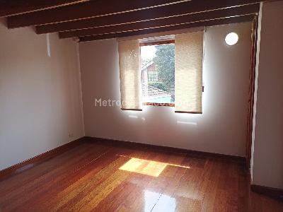 Casa de 4 alcobas en venta en San Jose De Bavaria, Bogotá, 400 m² · foto 10 de 20
