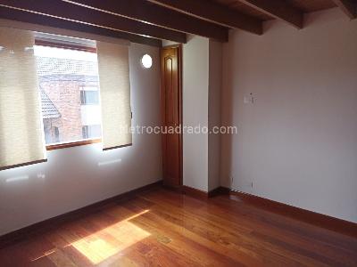 Casa de 4 alcobas en venta en San Jose De Bavaria, Bogotá, 400 m² · foto 12 de 20