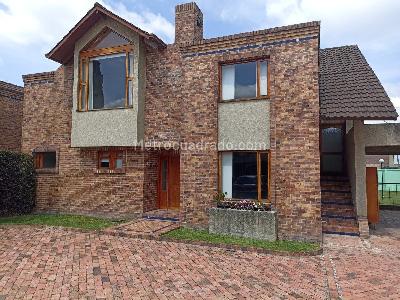 $1.800.000.000 en San Jose De Bavaria