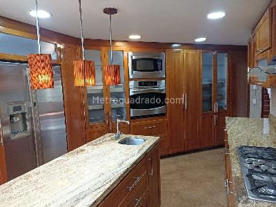 Casa de 4 alcobas en venta en San Jose De Bavaria, Bogotá, 400 m² · foto 5 de 20