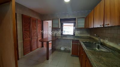 Apartamento en venta en Los Rosales, Bogotá · foto 13 de 20
