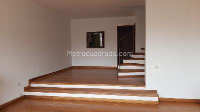 Apartamento en venta en Los Rosales, Bogotá · foto 2 de 20