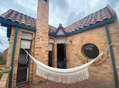 Casa de 3 alcobas en venta en Gratamira, Bogotá, 190 m² · foto 17 de 20