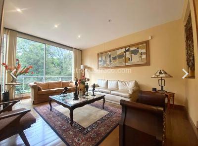 Apartamento de 2 alcobas en venta en Chico San Patricio, Bogotá, 179 m² · foto 10 de 17