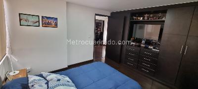 Casa en venta en Chico Navarra, Bogotá · foto 2 de 17
