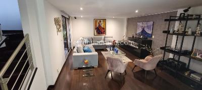 Casa en venta en Chico Navarra, Bogotá · foto 3 de 17