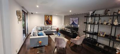 Casa en venta en Chico Navarra, Bogotá · foto 8 de 17