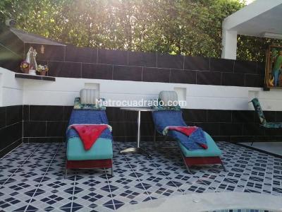 Casa de 3 alcobas en venta en Girardot, Girardot, 220 m² · foto 10 de 20