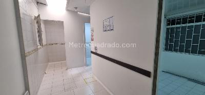 Casa de 5 alcobas en venta en El Contador, Bogotá, 481 m² · foto 13 de 20