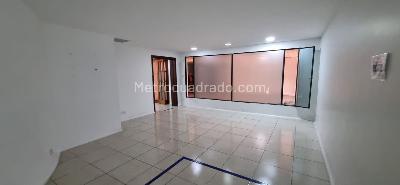 Casa de 5 alcobas en venta en El Contador, Bogotá, 481 m² · foto 16 de 20