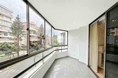 Apartamento de 3 alcobas en venta en La Carolina, Bogotá, 270 m² · foto 4 de 20