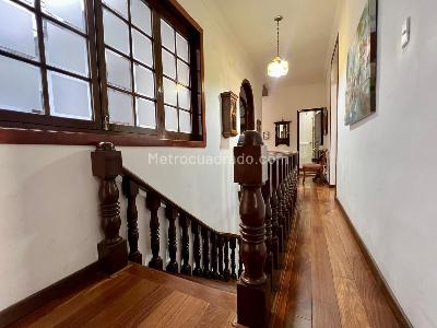 Casa de 3 alcobas en venta en Teusaquillo, Bogotá, 415 m² · foto 2 de 10