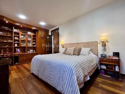 Casa de 3 alcobas en venta en Teusaquillo, Bogotá, 415 m² · foto 4 de 10