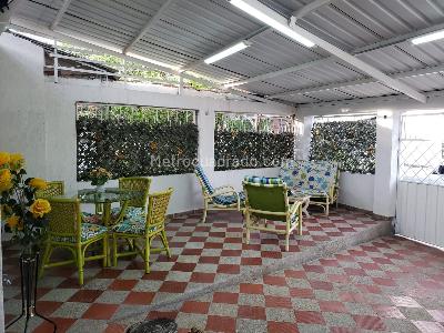 Casa de 3 alcobas en venta en Girardot, Girardot, 130 m² · foto 6 de 19
