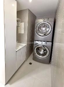 Apartamento de 1 alcoba en venta en Santa Barbara, Bogotá, 137 m² · foto 12 de 14