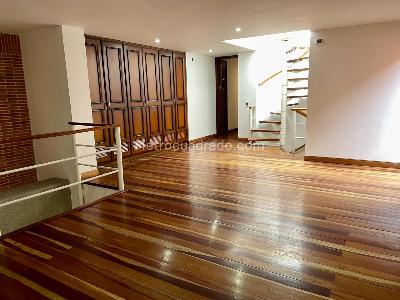 Apartamento de 3 alcobas en venta en Chico San Patricio, Bogotá, 287 m² · foto 5 de 11