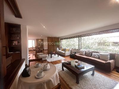 Apartamento de 4 alcobas en venta en Chico Reservado, Bogotá, 267 m² · foto 5 de 13