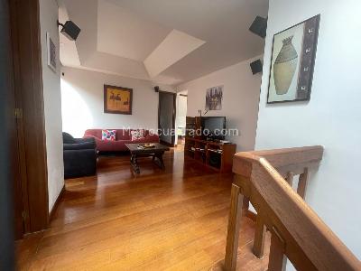Apartamento de 4 alcobas en venta en Chico Reservado, Bogotá, 267 m² · foto 9 de 13