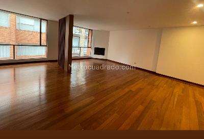 Apartamento en venta en Santa Barbara, Bogotá · foto 2 de 10