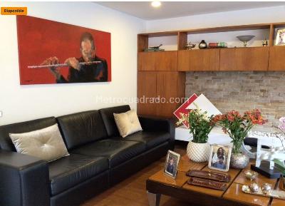 Apartamento en venta en Pardo Rubio, Bogotá · foto 2 de 16