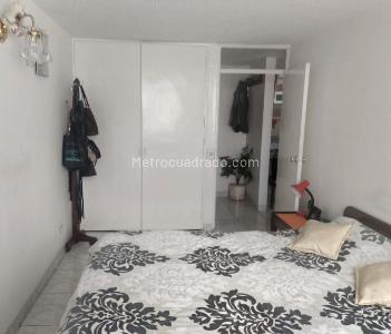Apartamento en venta en Normandia, Bogotá · foto 8 de 16
