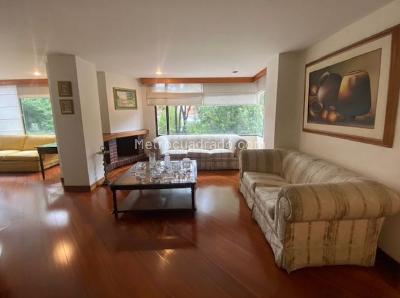 Apartamento de 4 alcobas en venta en Los Rosales Chico, Bogotá, 198 m² · foto 10 de 18