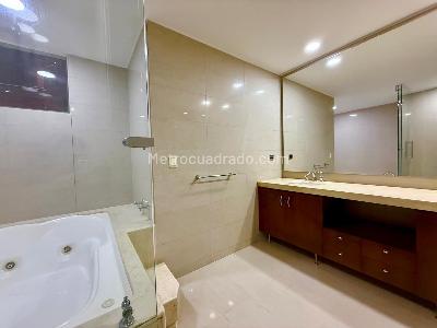 Apartamento en venta en Santa Barbara, Bogotá · foto 11 de 20