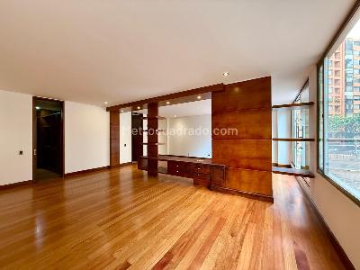 Apartamento en venta en Santa Barbara, Bogotá · foto 2 de 20