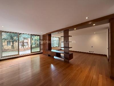 Apartamento en venta en Santa Barbara, Bogotá · foto 9 de 20