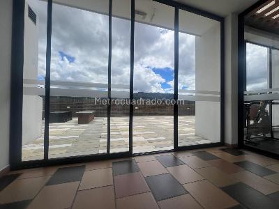 Apartamento de 2 alcobas en venta en Contador De Alameda, Bogotá, 74 m² · foto 3 de 18