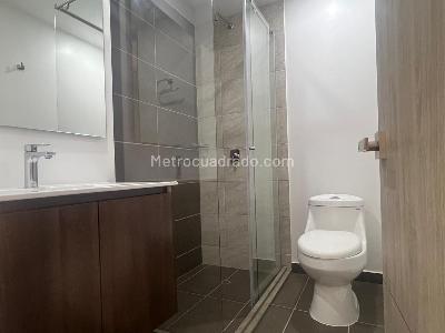 Apartamento de 2 alcobas en venta en Contador De Alameda, Bogotá, 74 m² · foto 16 de 18