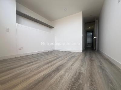 Apartamento de 2 alcobas en venta en Contador De Alameda, Bogotá, 74 m² · foto 8 de 18