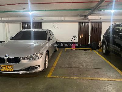 Apartamento de 3 alcobas en venta en Andino El Retiro, Bogotá, 158 m² · foto 8 de 11