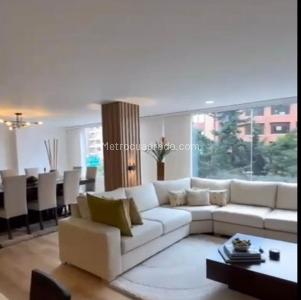 Apartamento de 3 alcobas en venta en Los Rosales, Bogotá, 206 m² · foto 7 de 16