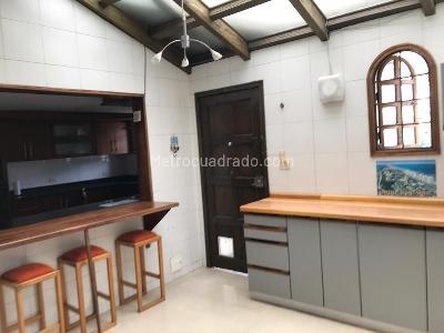 Casa de 4 alcobas en venta en Lindaraja, Bogotá, 415 m² · foto 12 de 17