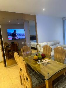 Apartamento de 2 alcobas en venta en Chico Norte, Bogotá, 79 m² · foto 3 de 11
