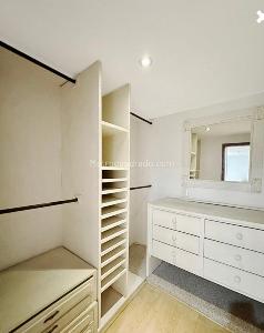 Apartamento de 3 alcobas en venta en La Carolina, Bogotá, 269 m² · foto 11 de 16