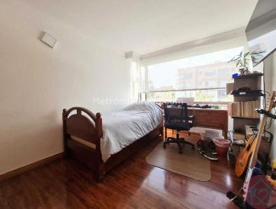 Apartamento en venta en Santa Barbara, Bogotá · foto 14 de 16