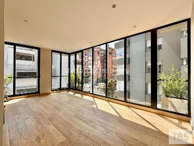 Apartamento de 1 alcoba en venta en Altos De Cabrera, Bogotá, 58 m² · foto 3 de 8