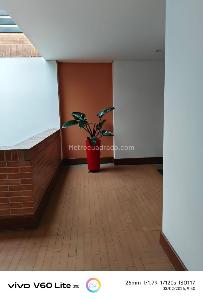 Apartamento de 3 alcobas en venta en Lindaraja, Bogotá, 195 m² · foto 6 de 11