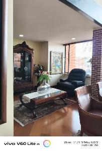 Apartamento de 3 alcobas en venta en Lindaraja, Bogotá, 195 m² · foto 7 de 11