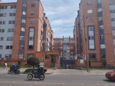 Apartamento en venta en Gratamira, Bogotá · foto 3 de 16