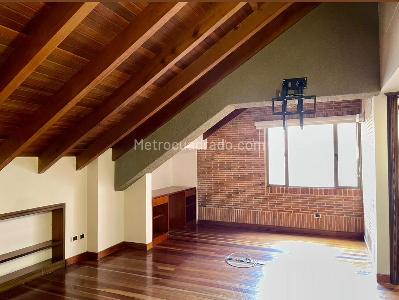 Apartamento de 3 alcobas en venta en San Patricio, Bogotá, 286 m² · foto 6 de 10